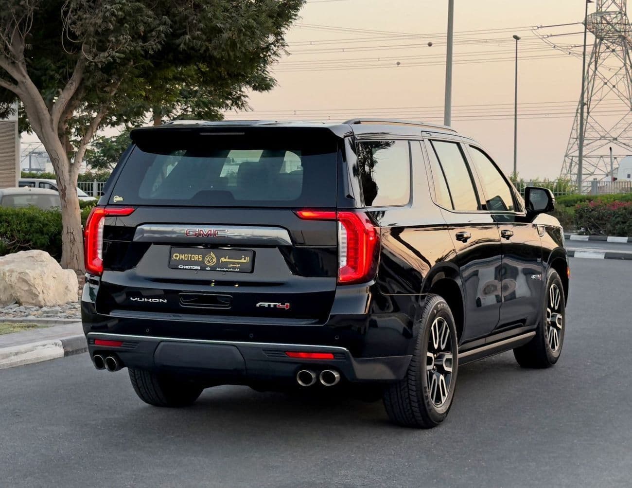 2022 GMC Yukon AT4 thumbnail 6