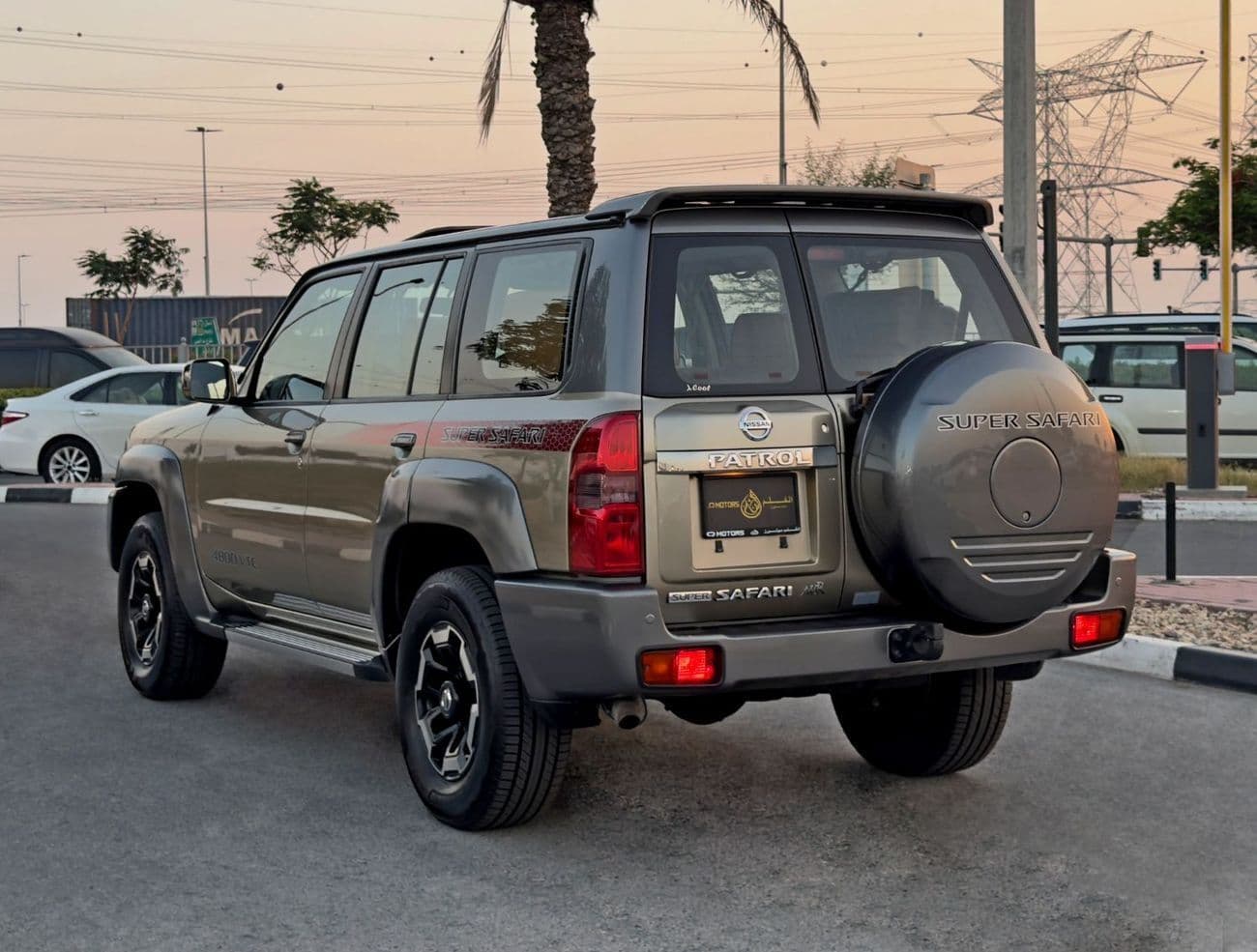 2022 Nissan Patrol SUPER SAFARI thumbnail 5