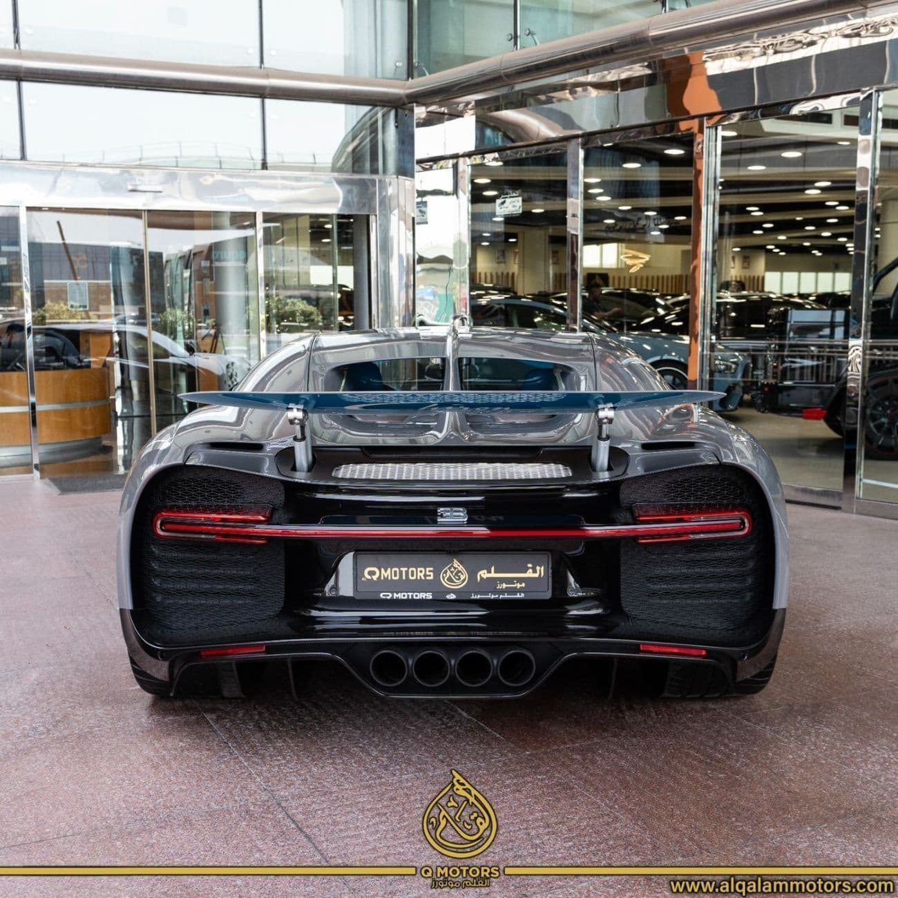 2019 Bugatti Chiron STANDARD thumbnail 3
