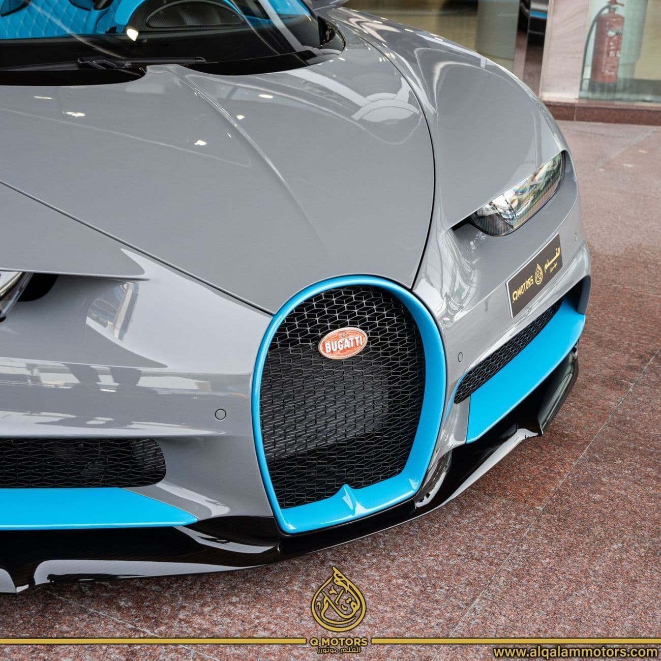 2019 Bugatti Chiron STANDARD thumbnail 4