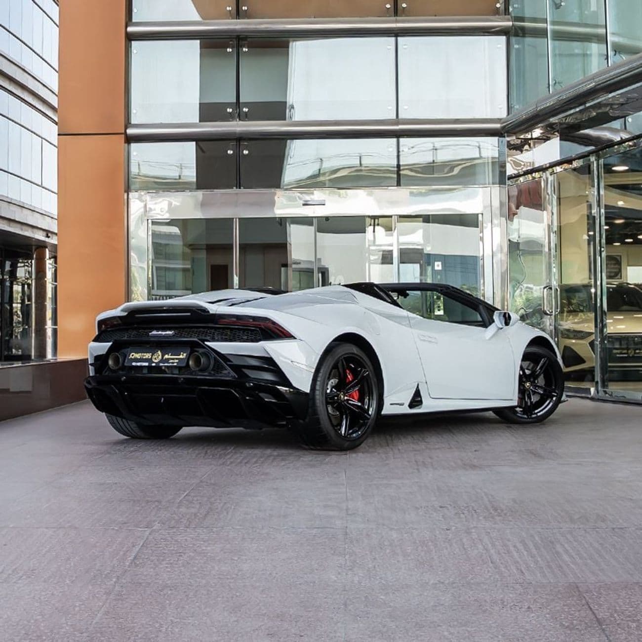 2021 Lamborghini Huracan thumbnail 3