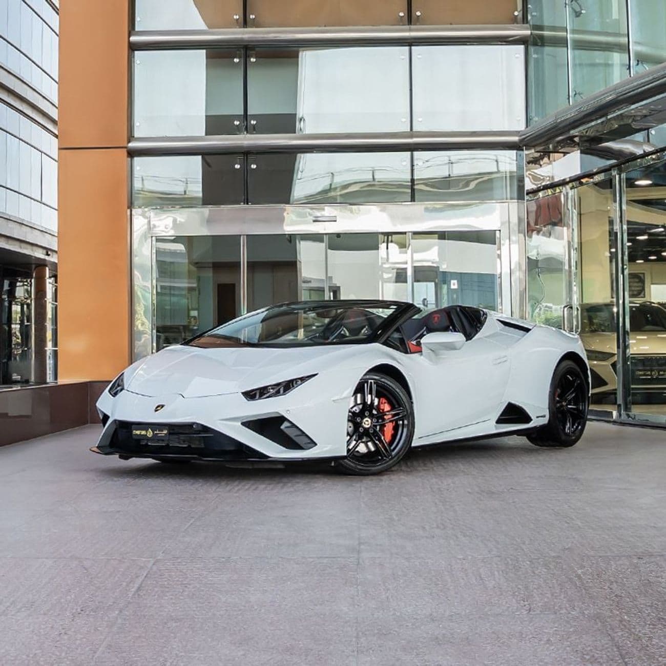 2021 Lamborghini Huracan thumbnail 4