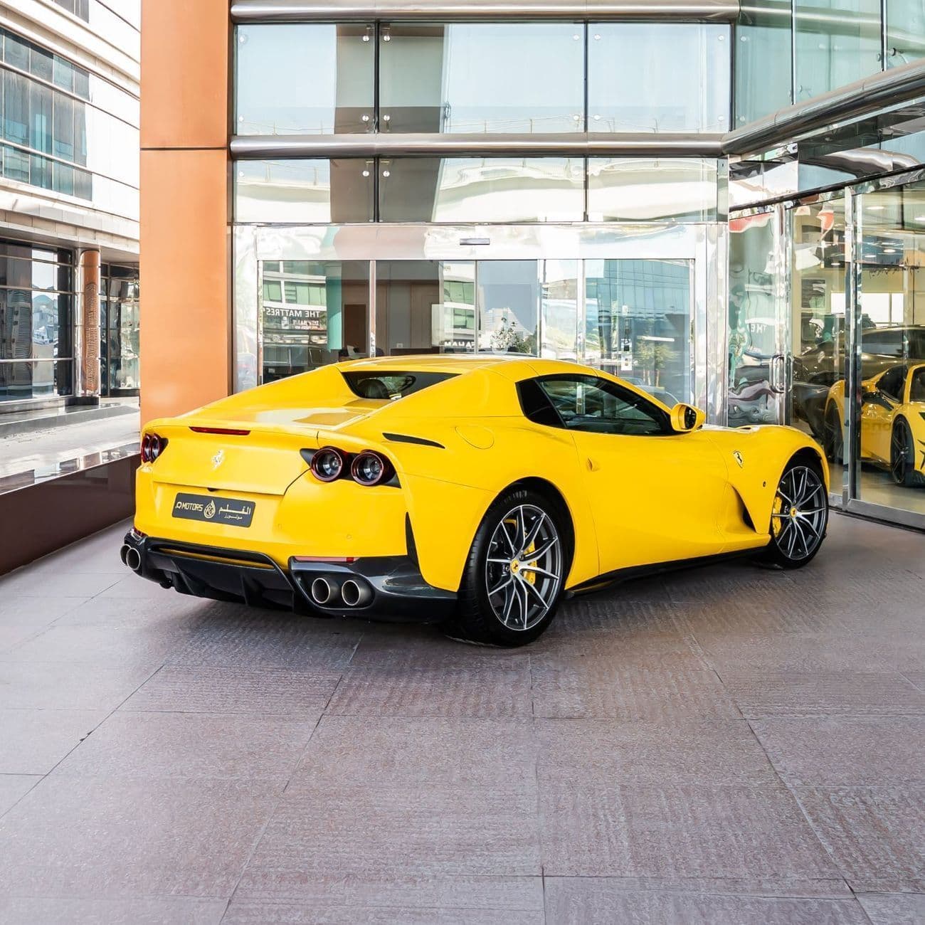 2022 Ferrari 812 GTS thumbnail 4