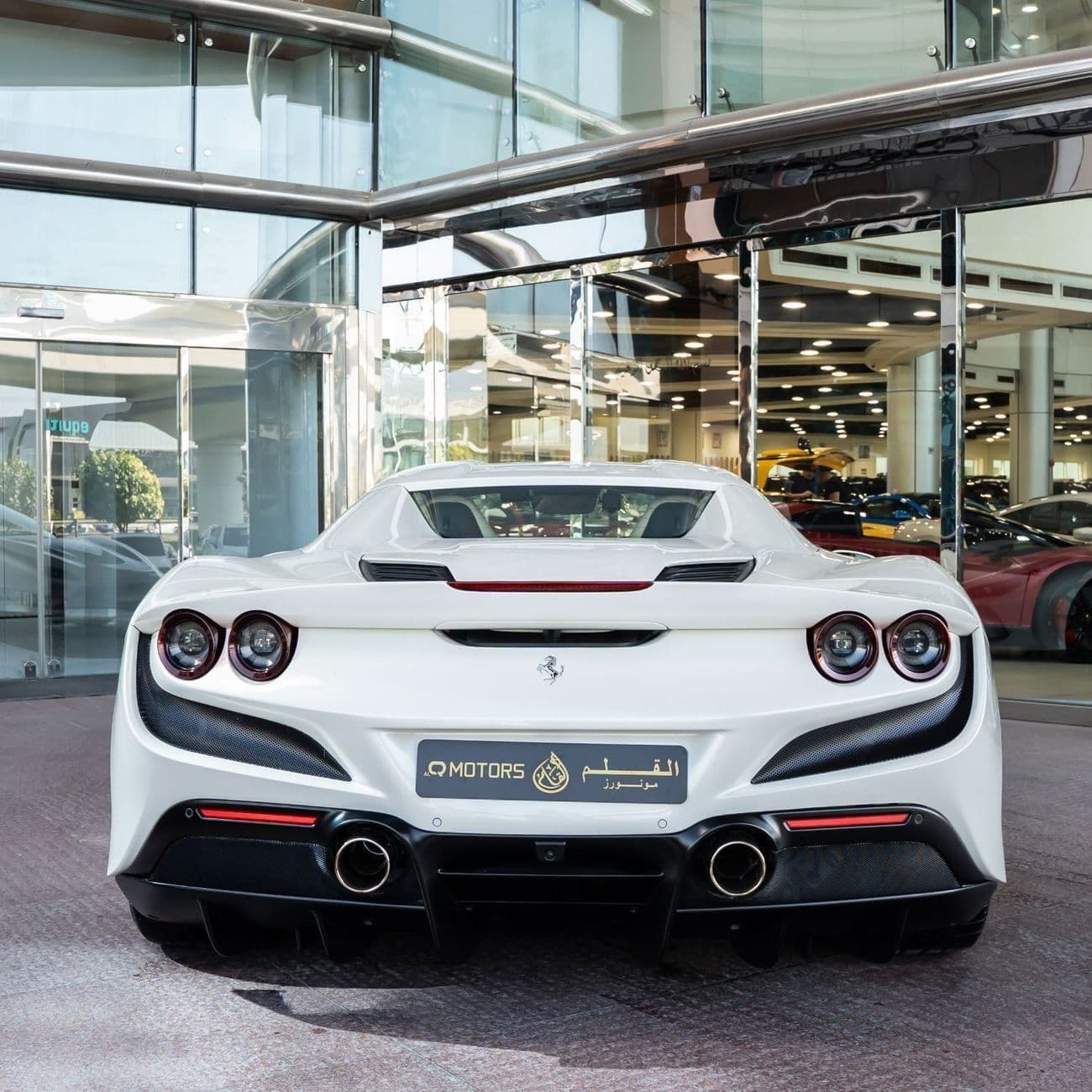 2021 Ferrari F8 Spider STANDARD thumbnail 3
