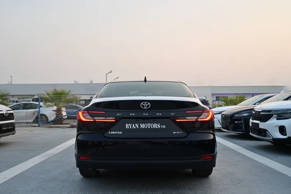 2025 Toyota Camry thumbnail 5