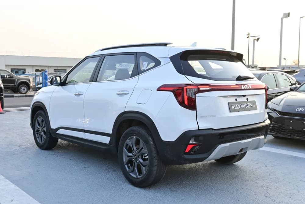 2025 Kia Seltos thumbnail 3