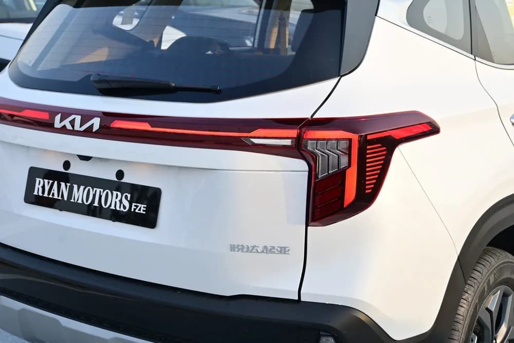 2025 Kia Seltos thumbnail 6