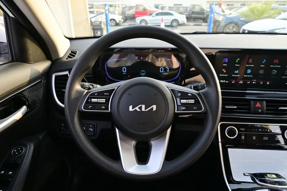 2025 Kia Seltos thumbnail 8