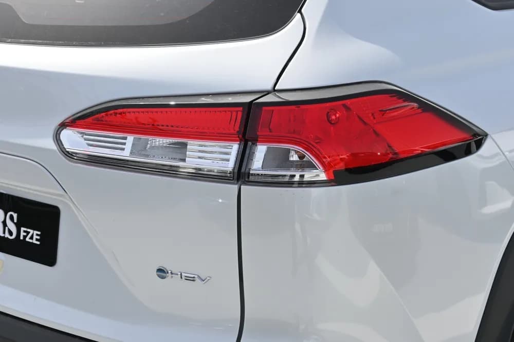 2025 Toyota Corolla thumbnail 7
