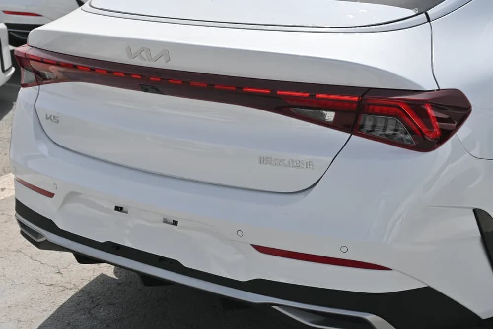 2026 Kia K5 thumbnail 6