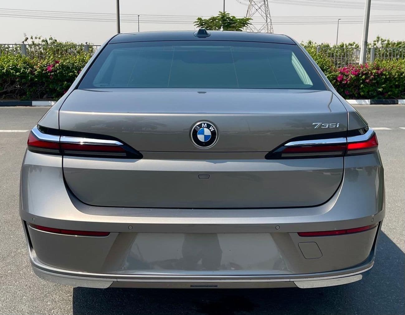 2026 BMW 735i MASTERCLASS M SPORT PACKAGE thumbnail 6