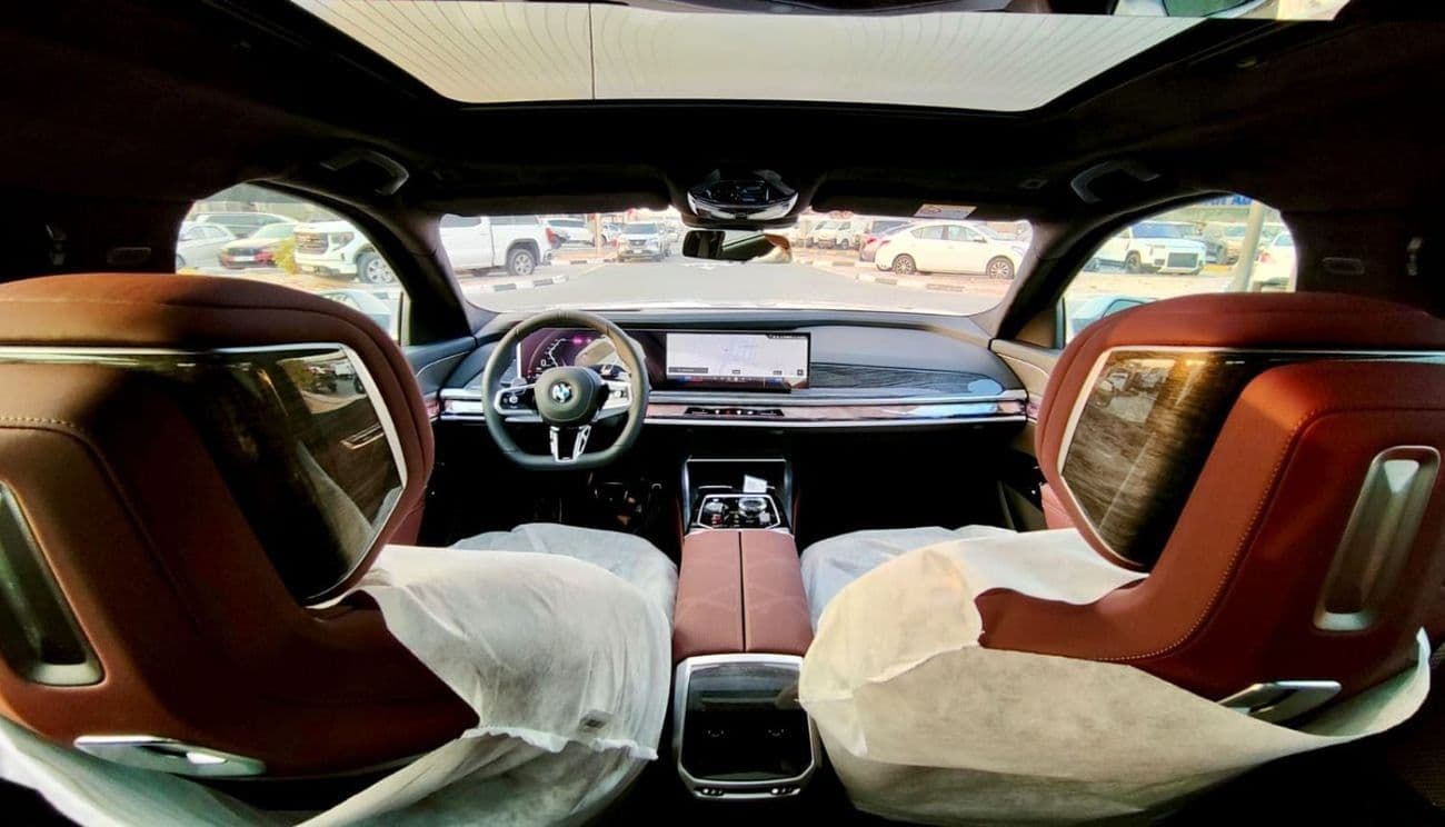 2026 BMW 740i MASTERCLASS M SPORT PACKAGE thumbnail 8