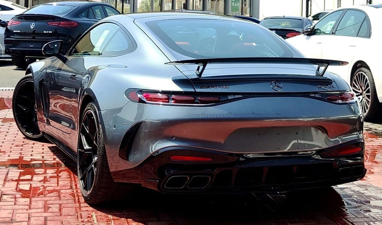 2026 Mercedes Benz AMG GT 63 thumbnail 4
