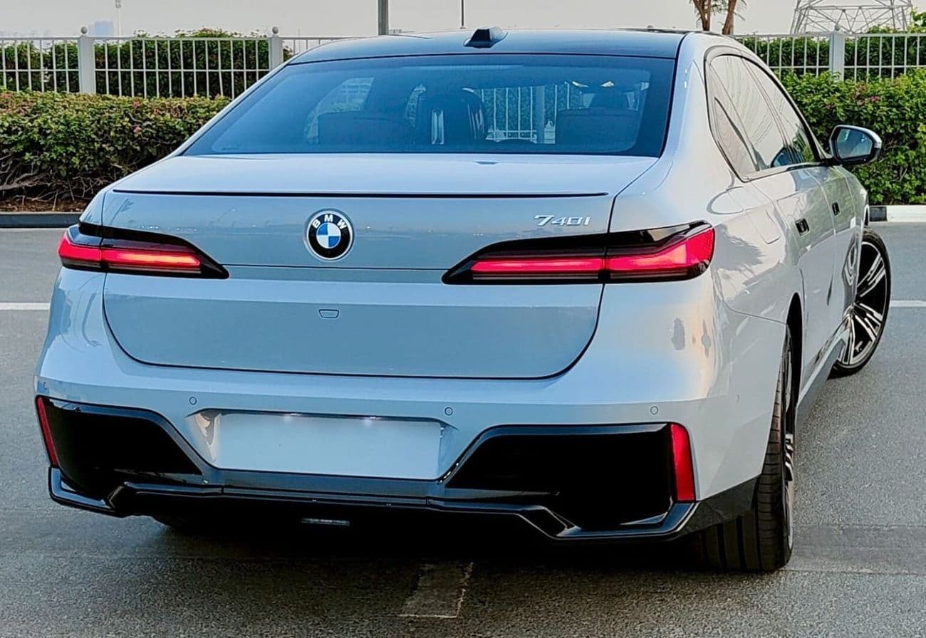 2026 BMW 740i MASTERCLASS M SPORT PACKAGE thumbnail 4