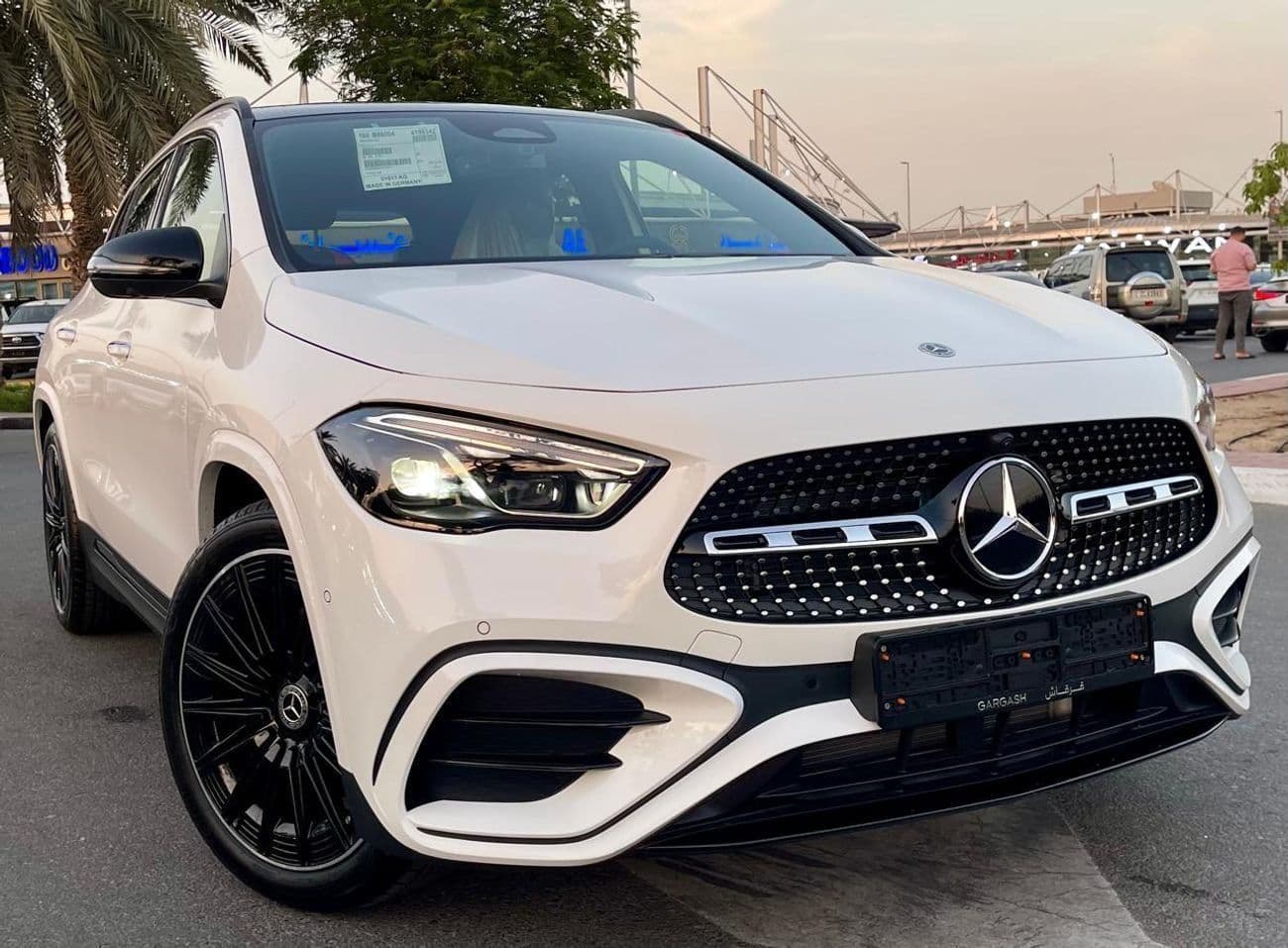2025 Mercedes Benz GLA 200 AMG PREMIUM thumbnail 4