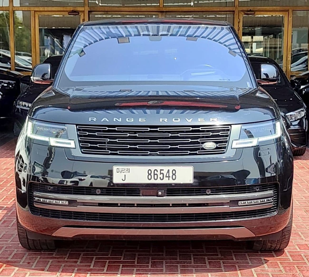 2022 Land Rover Range Rover AUTOBIOGRAPHY P530 thumbnail 2