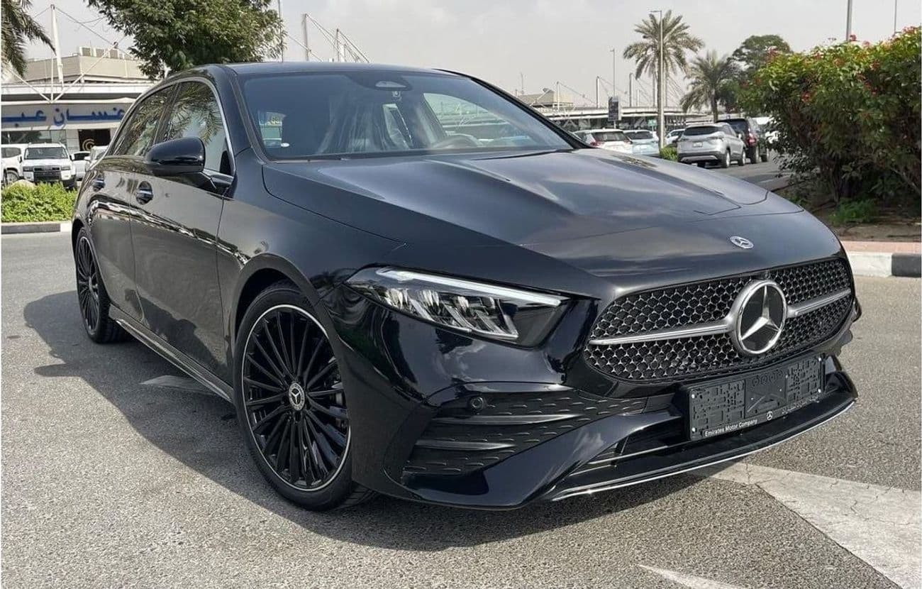 2025 Mercedes Benz A 200 AMG thumbnail 3
