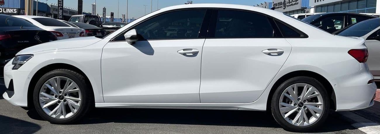 2025 Audi A3 35 TFSI thumbnail 7