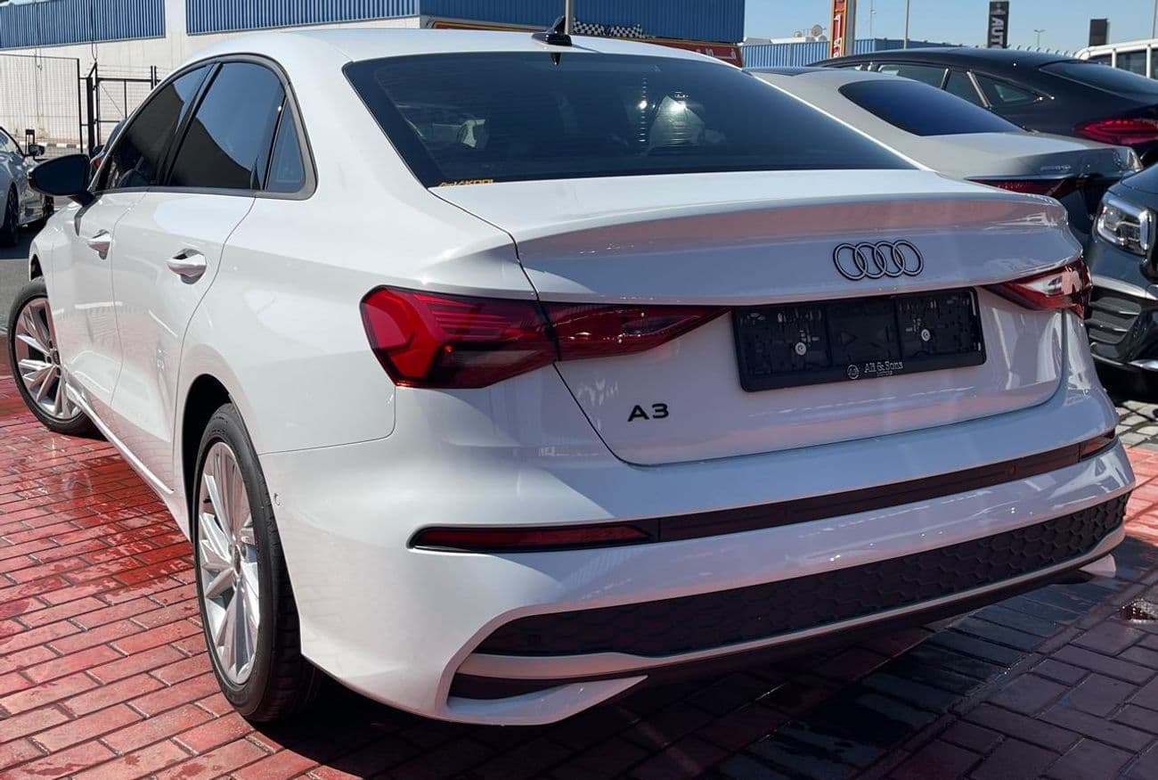 2025 Audi A3 35 TFSI thumbnail 5