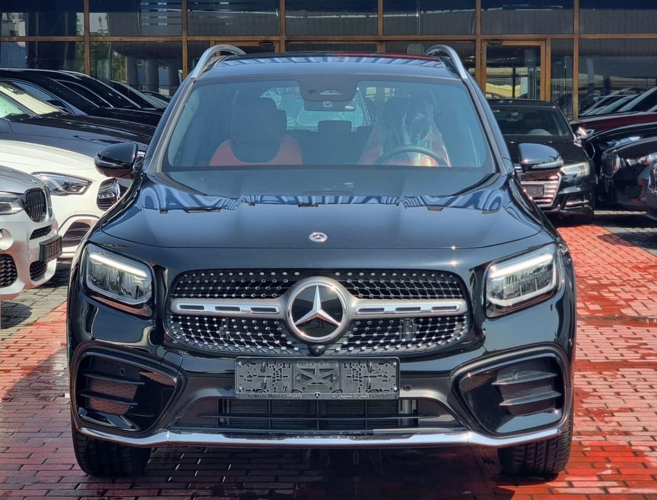2025 Mercedes Benz GLB200 STANDARD thumbnail 2