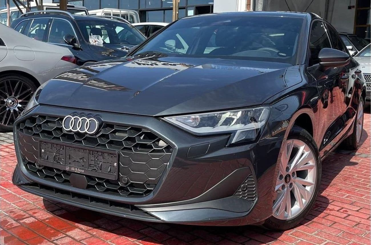 2025 Audi A3 35 TFSI ADVANCED thumbnail 3