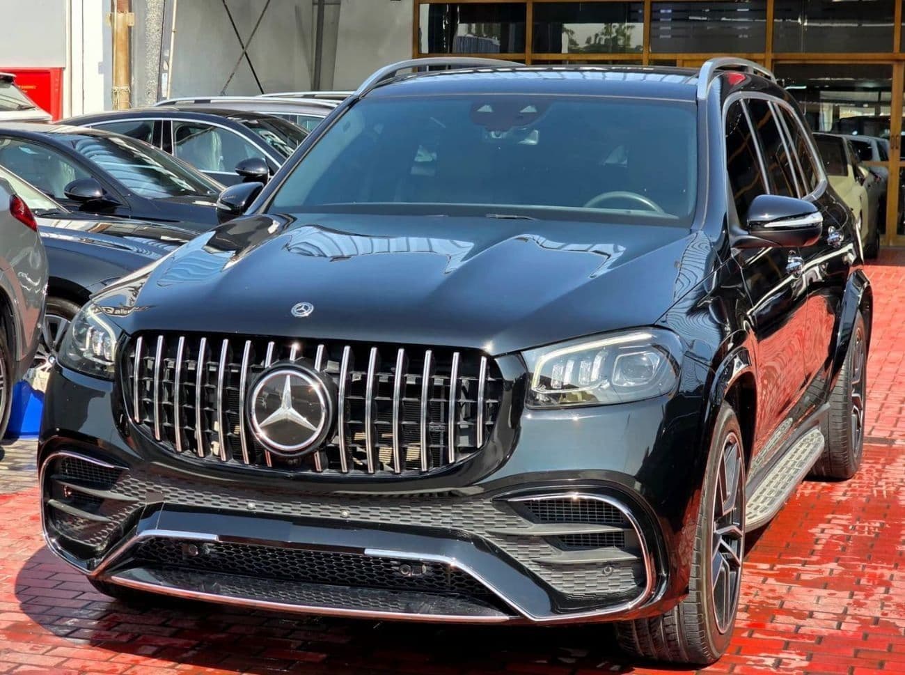 2020 Mercedes Benz GLS450 4MATIC thumbnail 4