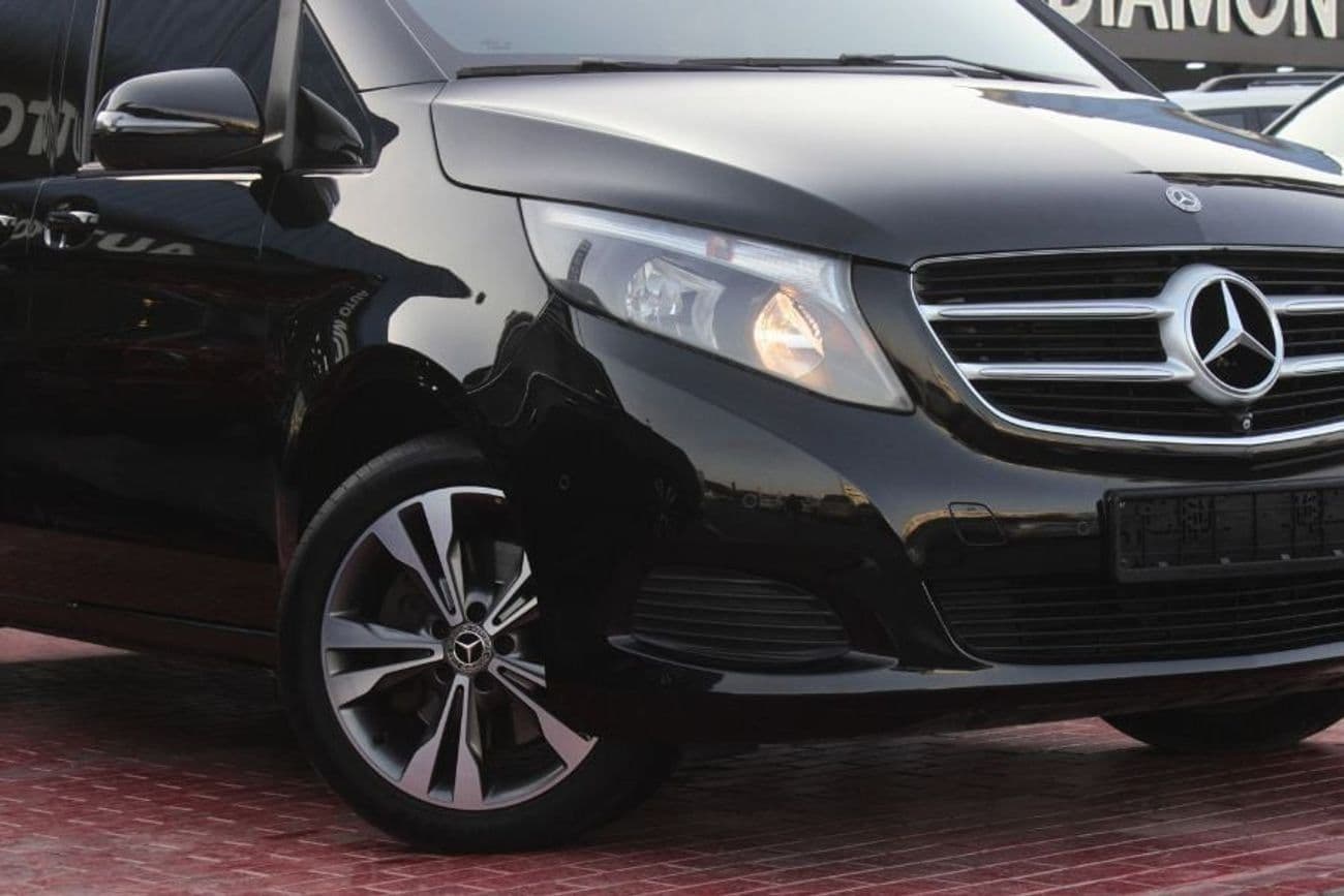 2019 Mercedes Benz V 250 AVANTGARDE LWB thumbnail 5