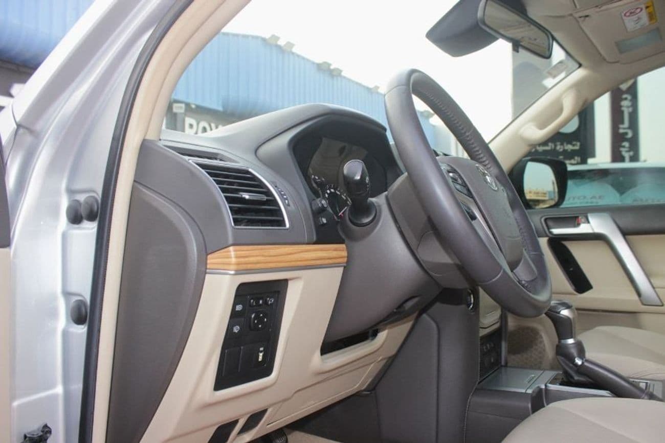 2022 Toyota Prado ADVENTURE thumbnail 7