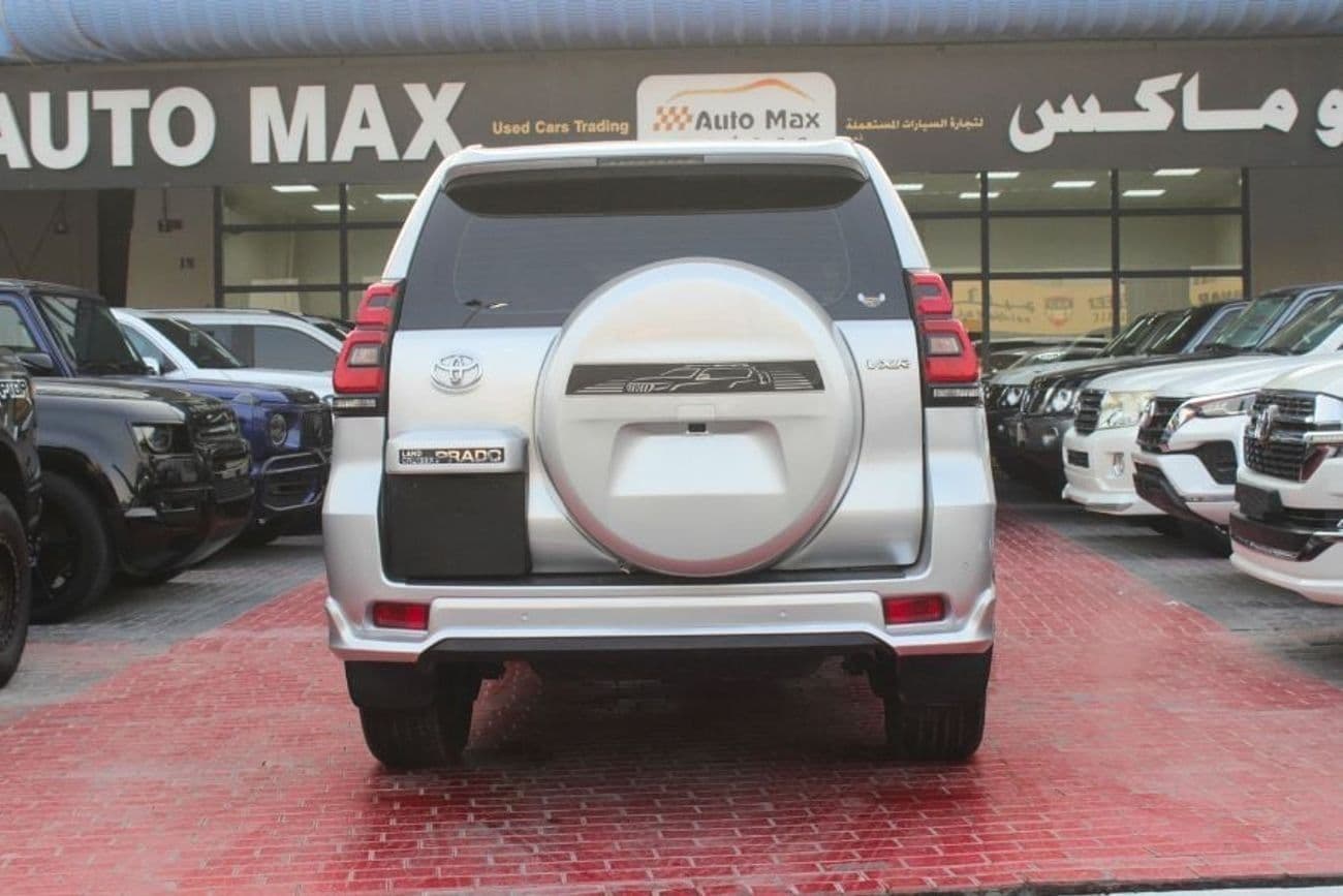 2022 Toyota Prado ADVENTURE thumbnail 5