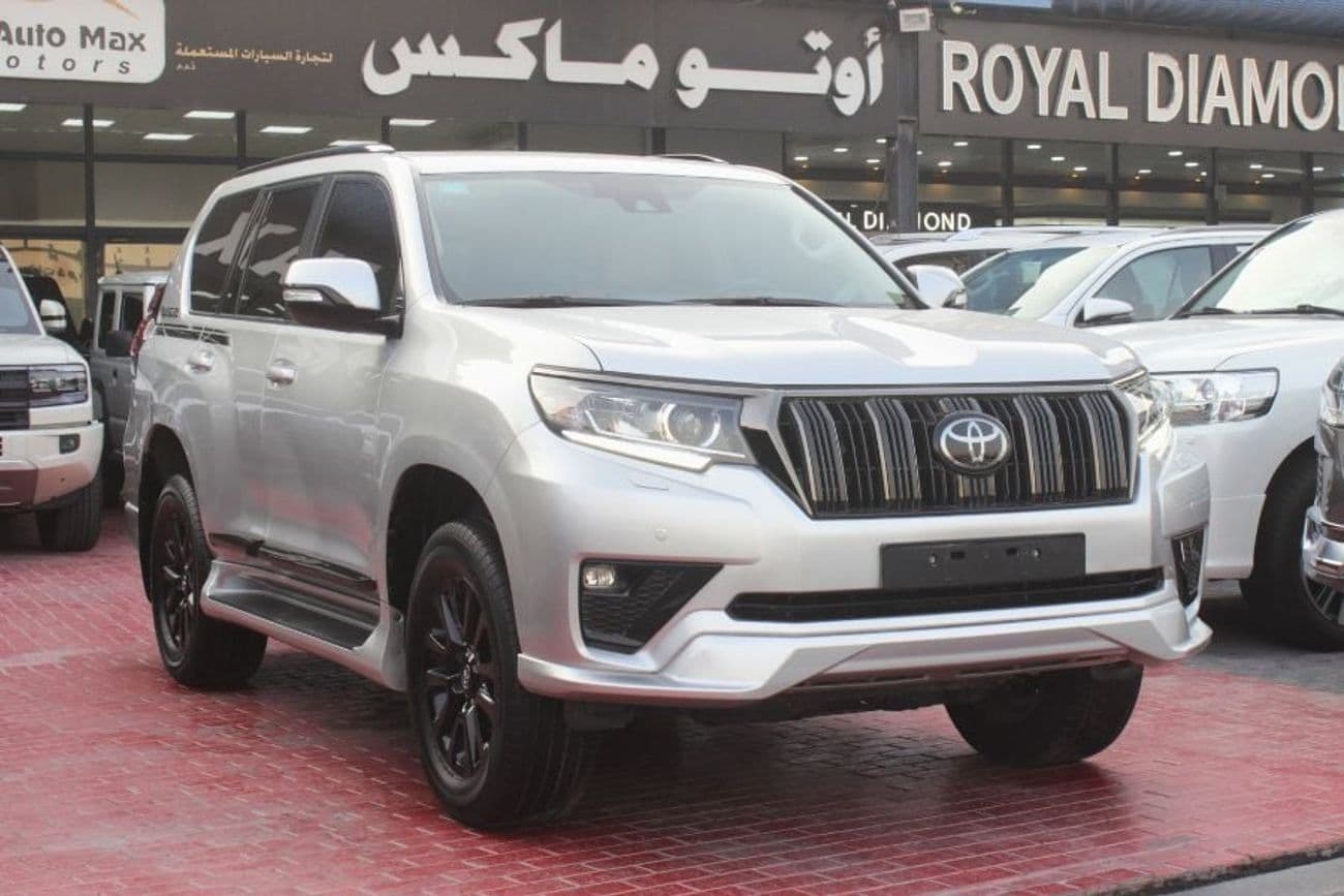 2022 Toyota Prado ADVENTURE thumbnail 3