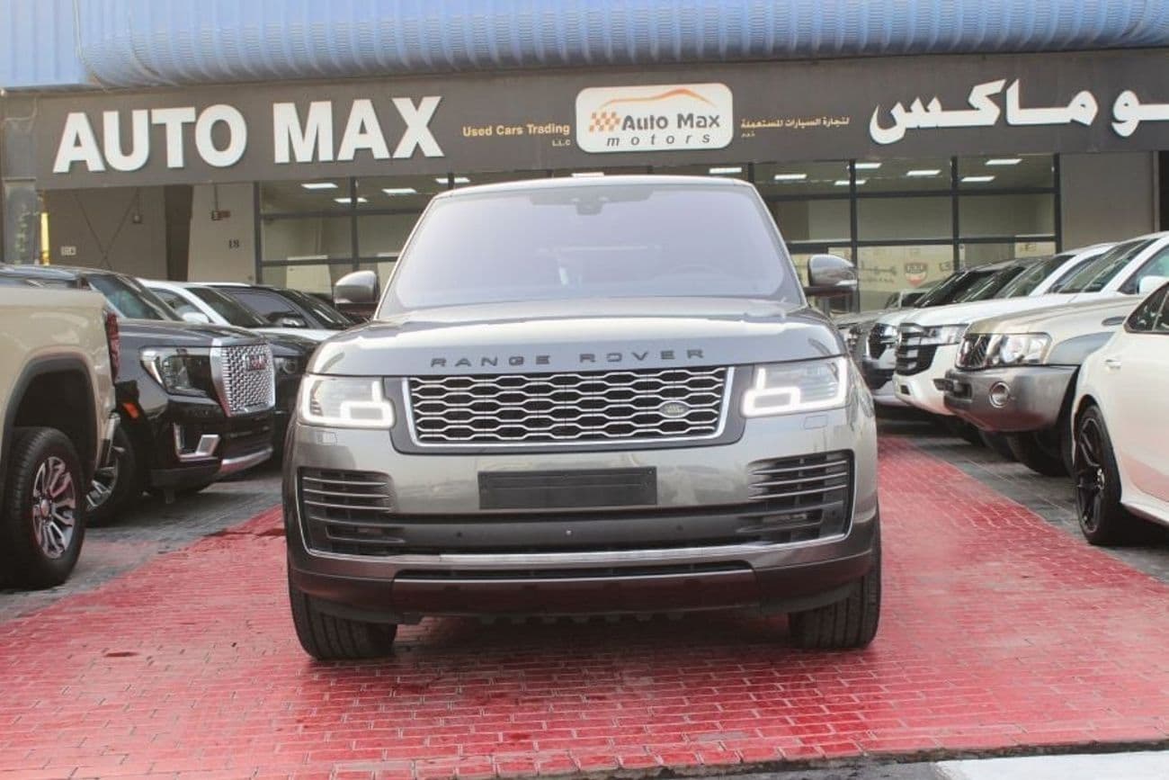 2019 Land Rover Range Rover VOGUE thumbnail 2