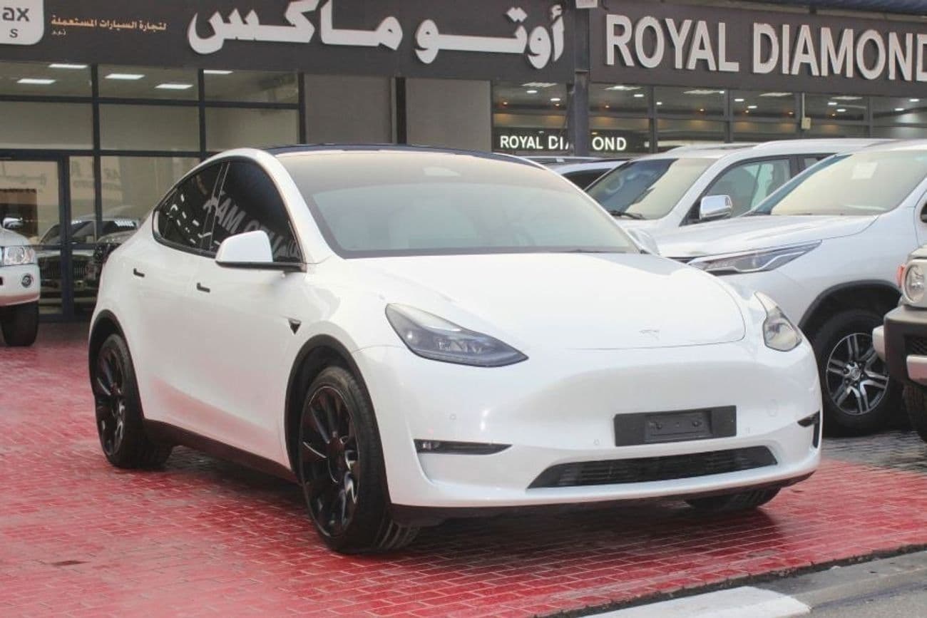 2022 Tesla Model Y LONG RANGE thumbnail 3