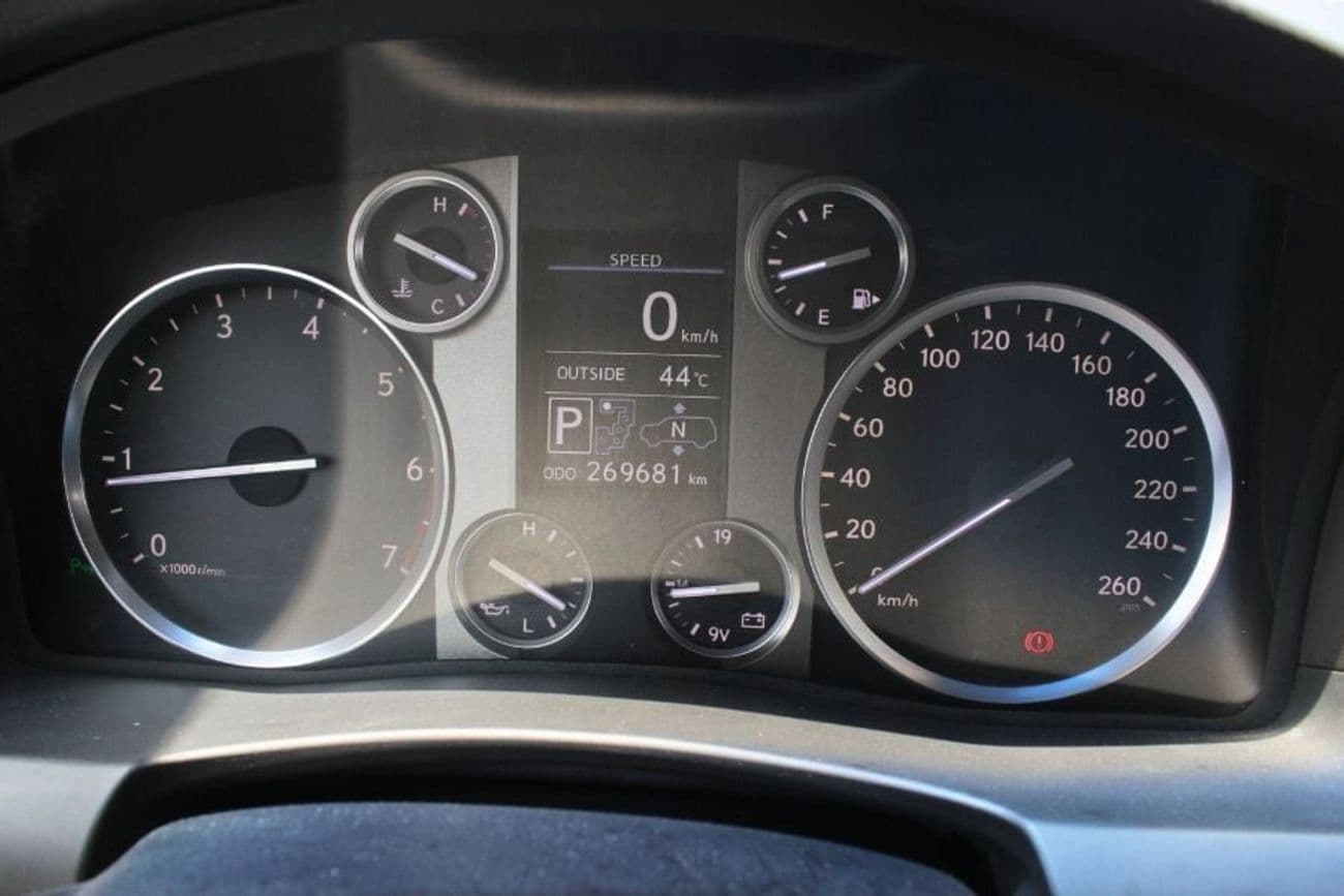 2013 Lexus LX570 PLATINUM thumbnail 7