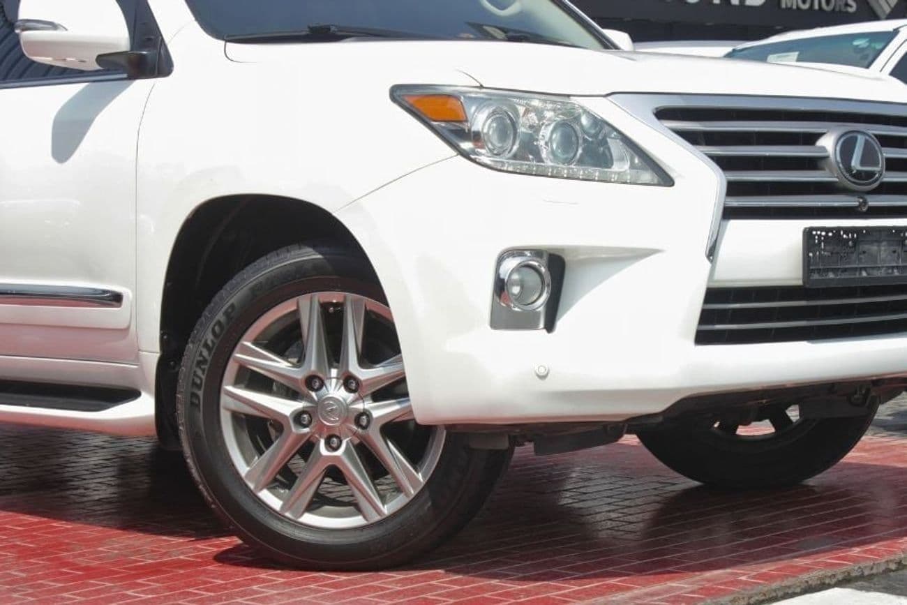 2012 Lexus LX570 PLATINUM thumbnail 6