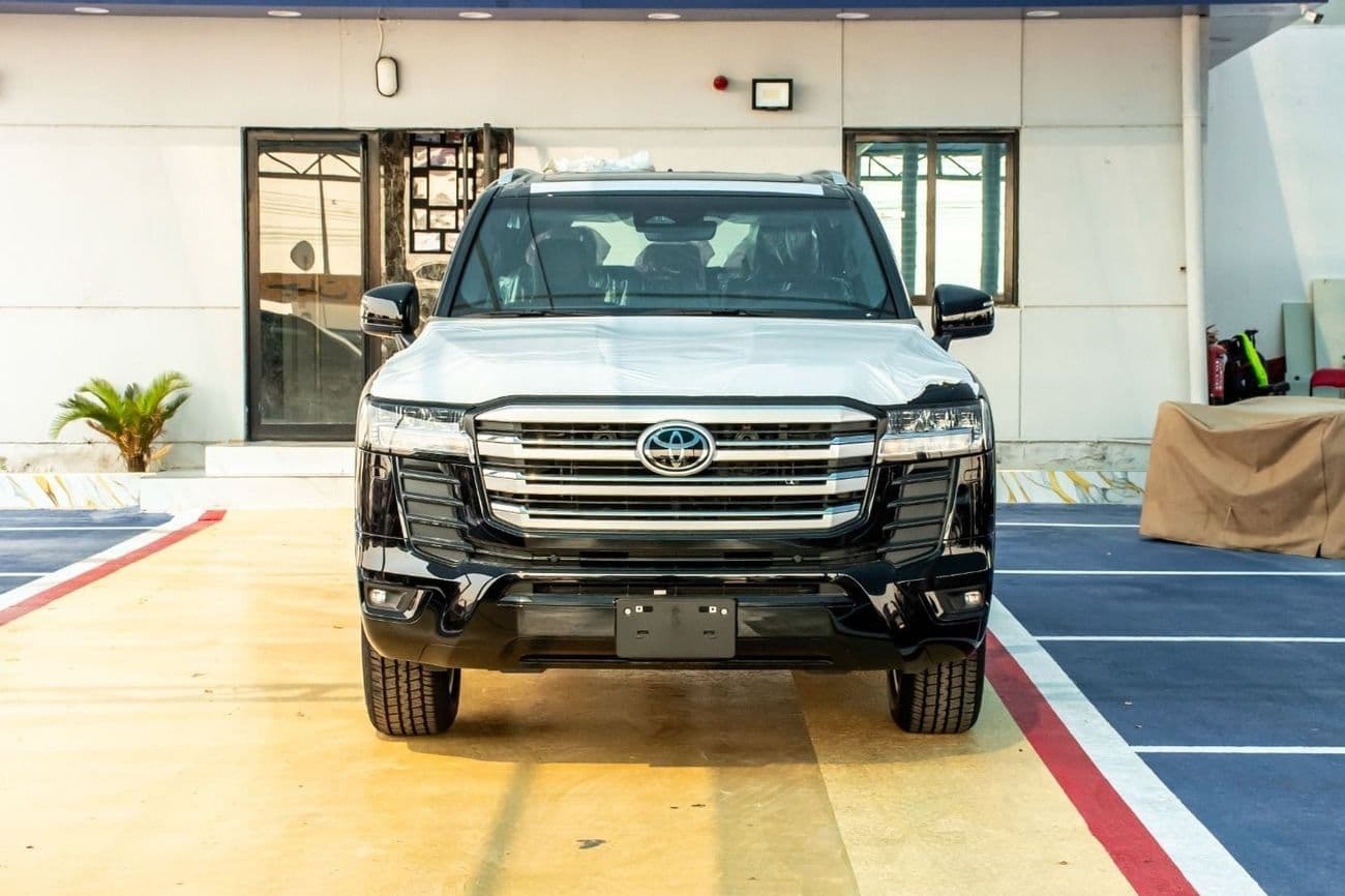 2026 Toyota Land Cruiser GXR thumbnail 3