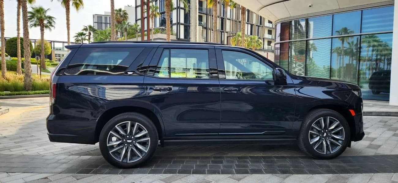 2021 Cadillac Escalade thumbnail 4