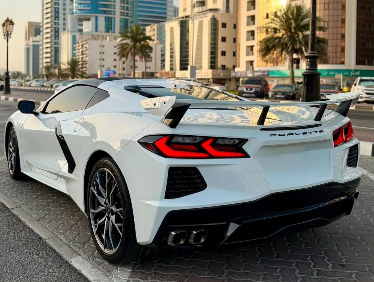 2025 Chevrolet Corvette STINGRAY 1LT Z51 thumbnail 3