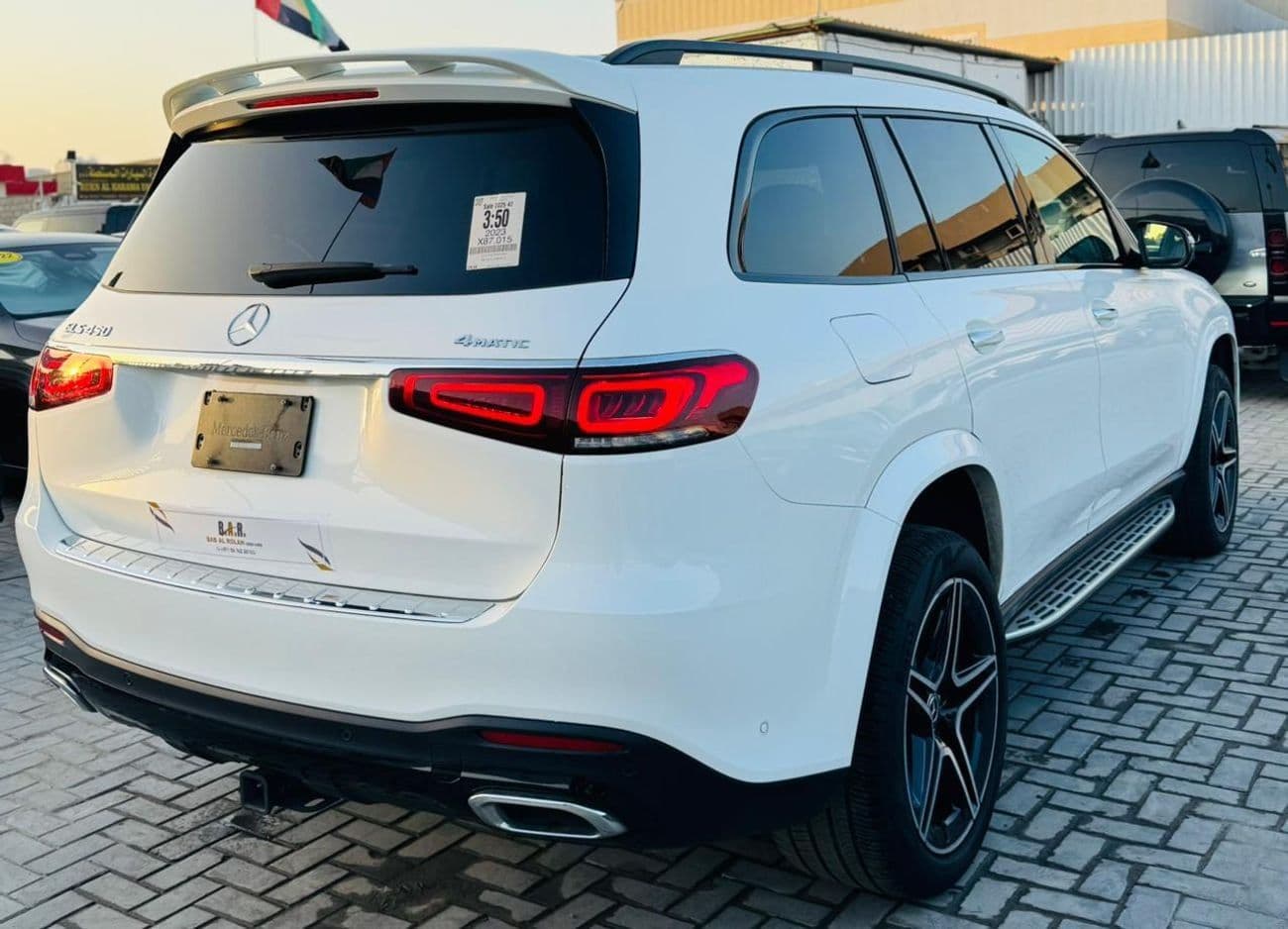 2023 Mercedes Benz GLS450 4MATIC thumbnail 3