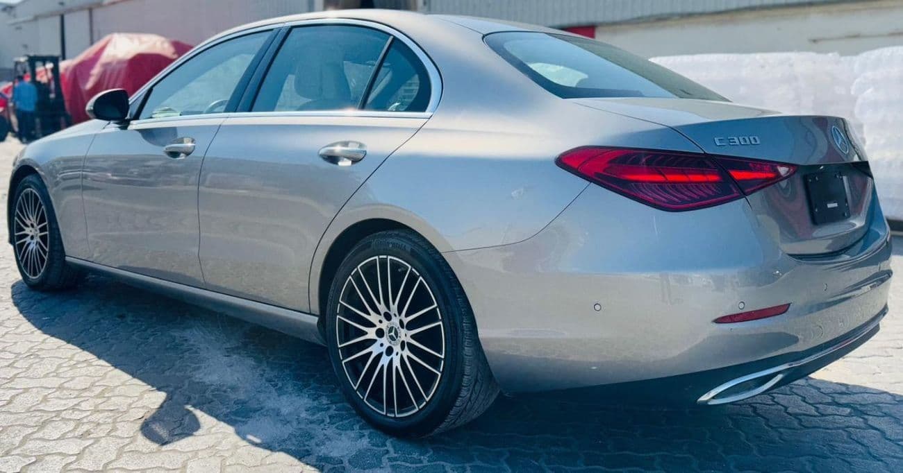 2022 Mercedes Benz C300 STANDARD thumbnail 3