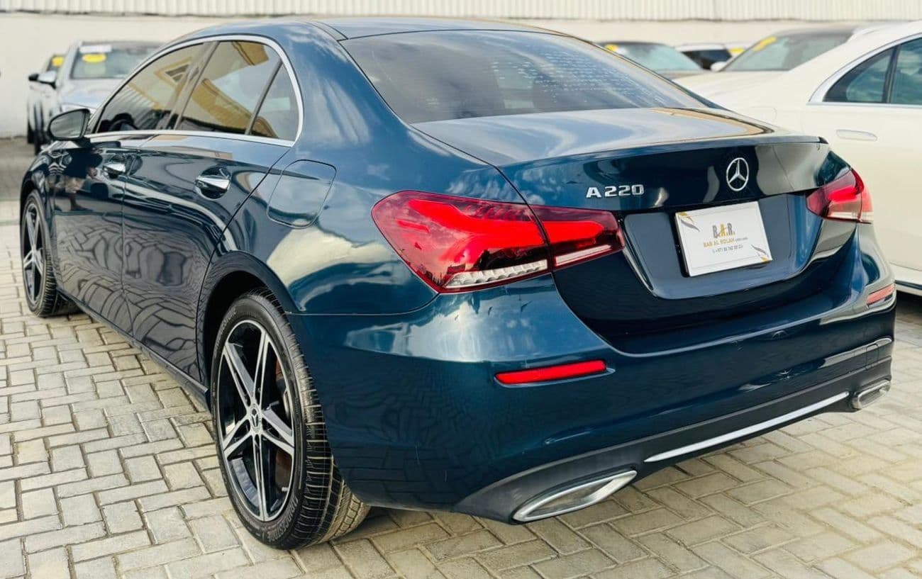 2021 Mercedes Benz A220 STANDARD thumbnail 3