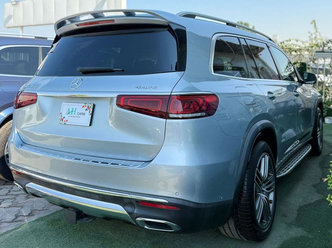 2022 Mercedes Benz GLS450 4MATIC thumbnail 3