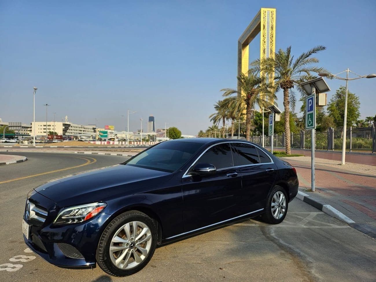 2020 Mercedes Benz C300 STANDARD thumbnail 2