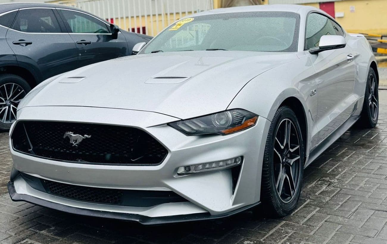 2019 Ford Mustang GT PREMIUM thumbnail 2