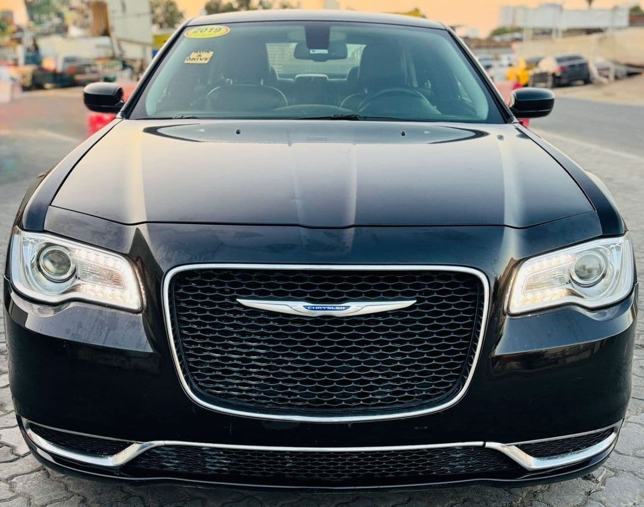 2019 Chrysler 300 TOURING thumbnail 5