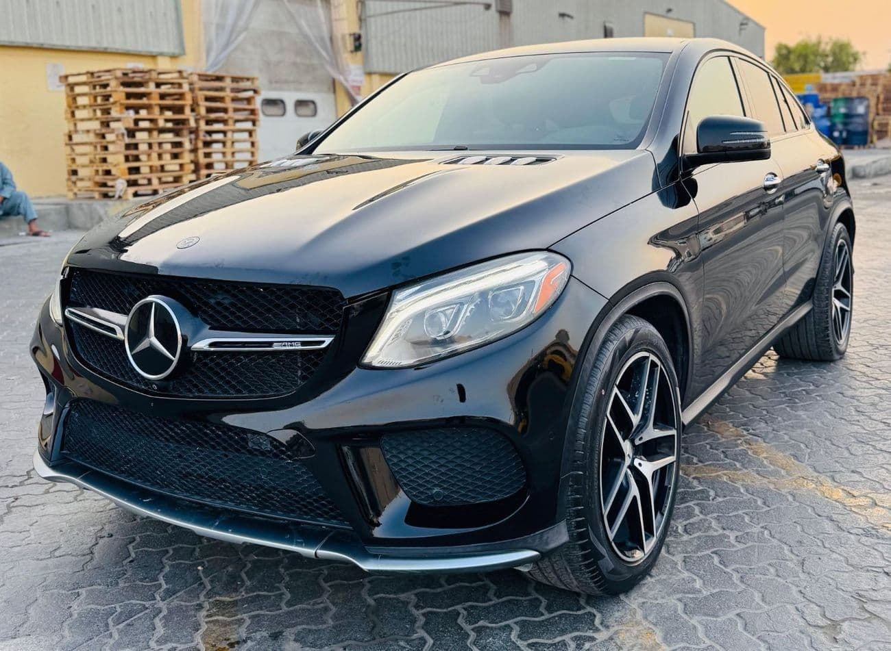 2018 Mercedes Benz GLE43 AMG STANDARD thumbnail 2