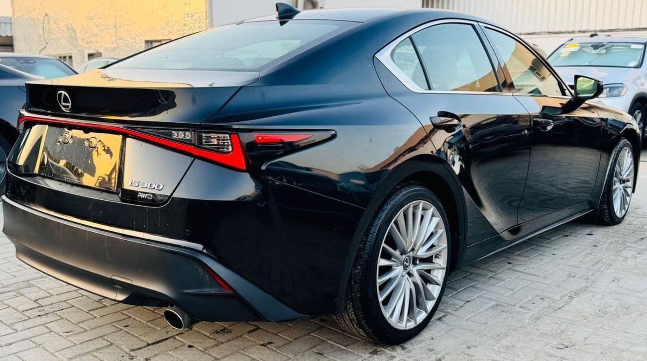 2022 Lexus IS300 AWD thumbnail 3
