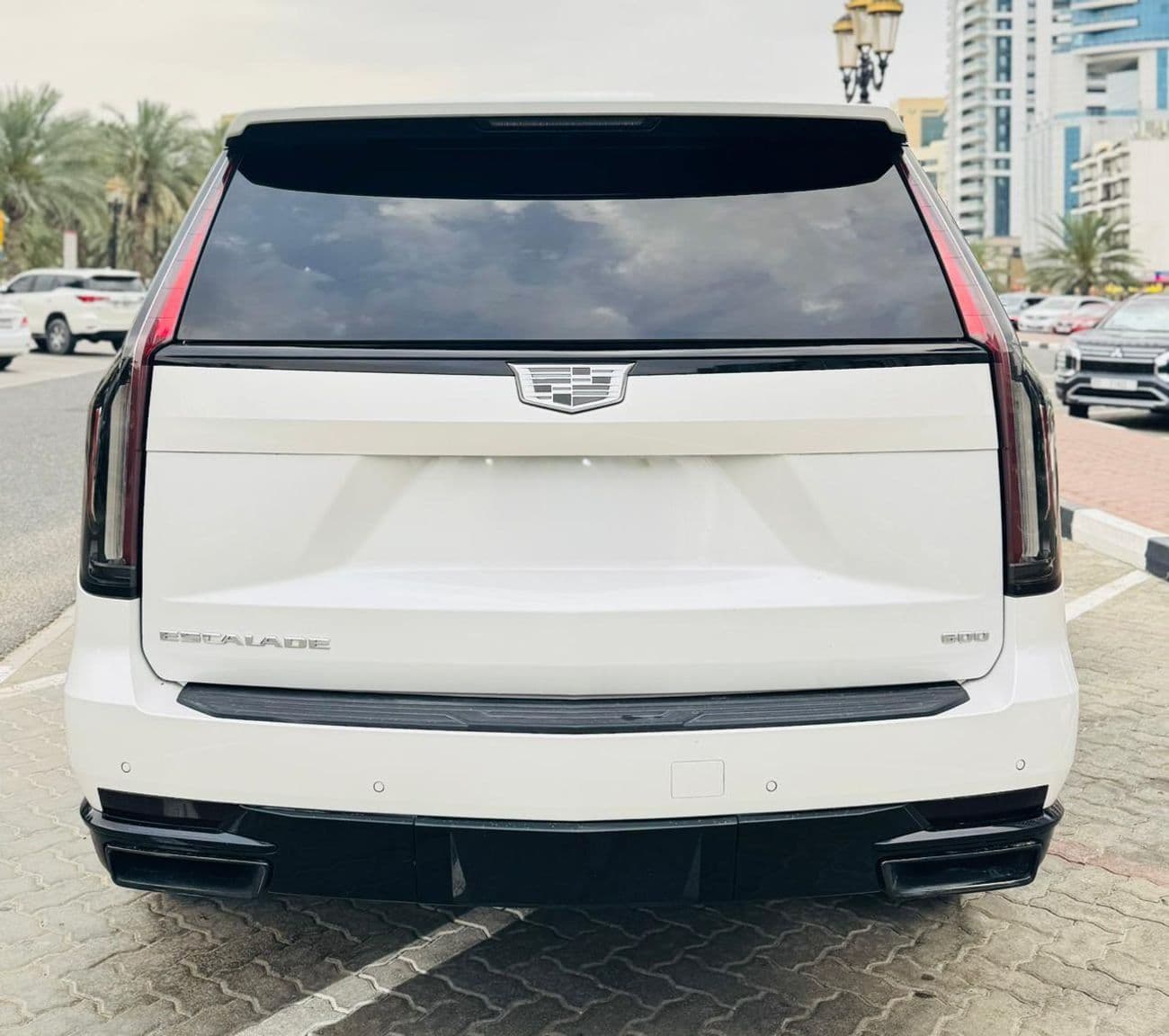2021 Cadillac Escalade SPORT PLATINUM thumbnail 5
