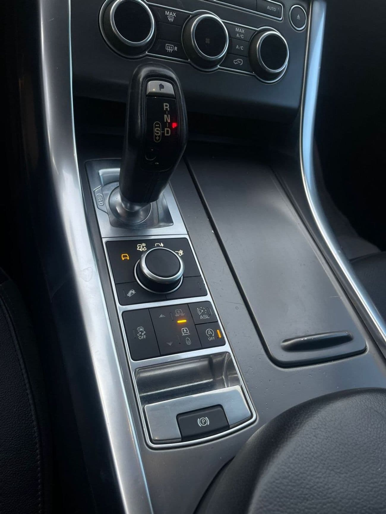 2016 Land Rover Range Rover Sport HSE thumbnail 7