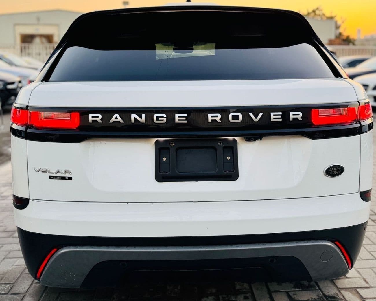 2018 Land Rover Range Rover Velar S thumbnail 6