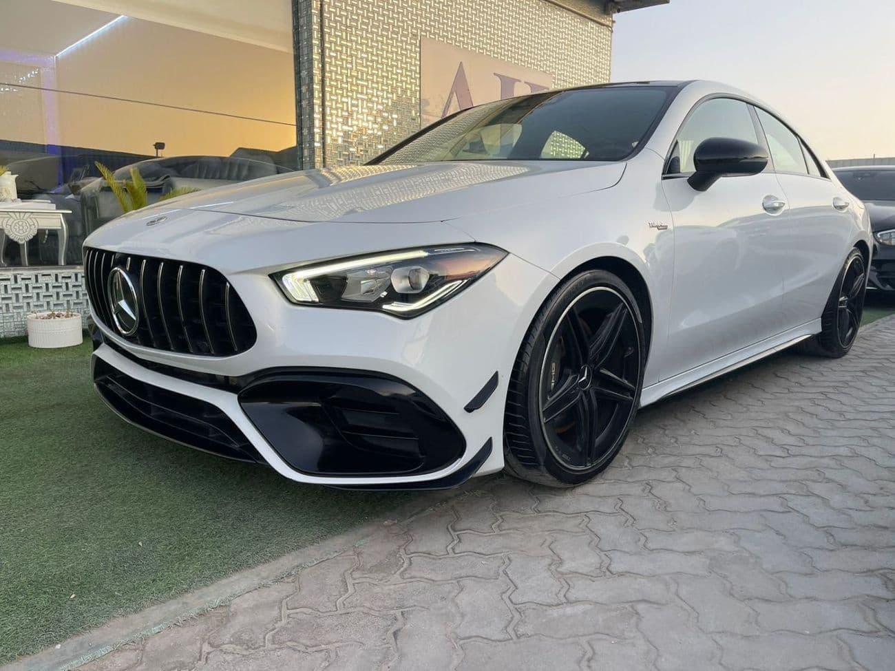 2021 Mercedes Benz CLA 45 AMG STANDARD thumbnail 2